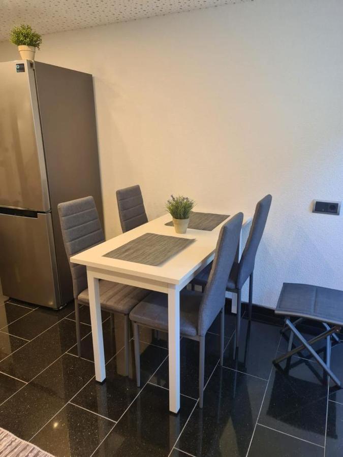 Appartement Am Ziegeleipark ไฮล์บรอนน์ ภายนอก รูปภาพ